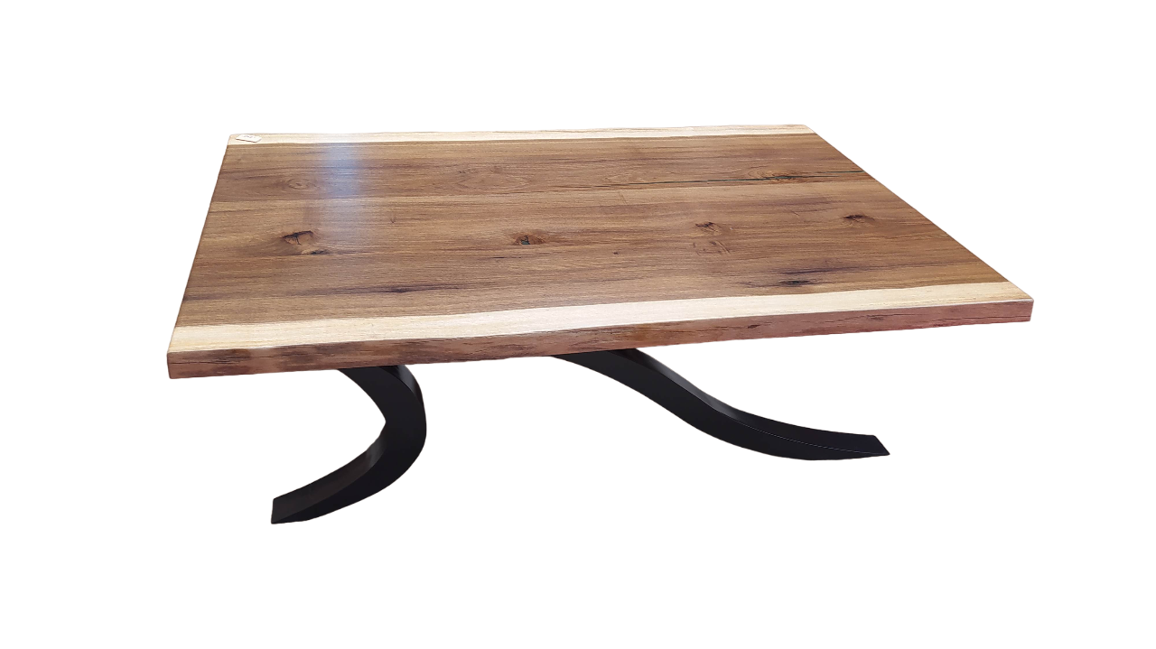 Table basse en noyer d'Amérique et tilleul teinté